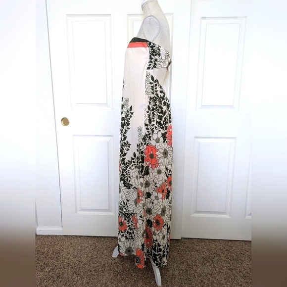 Lovestitch Jania Strapless Floral Boho Maxi Dress - Picture 7 of 11